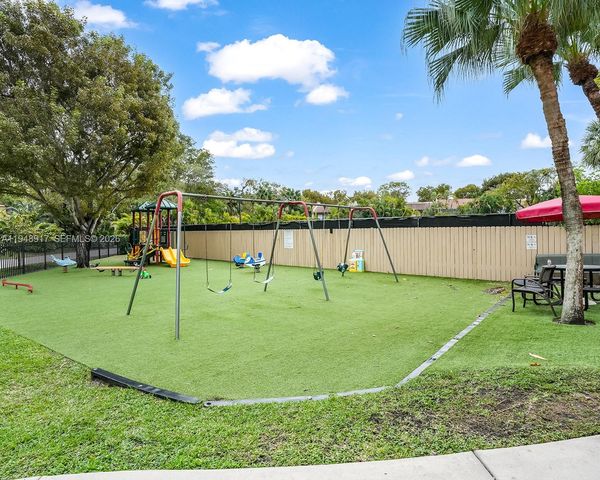 10047 Costa Del Sol Blvd K-62B, Doral, FL 33178