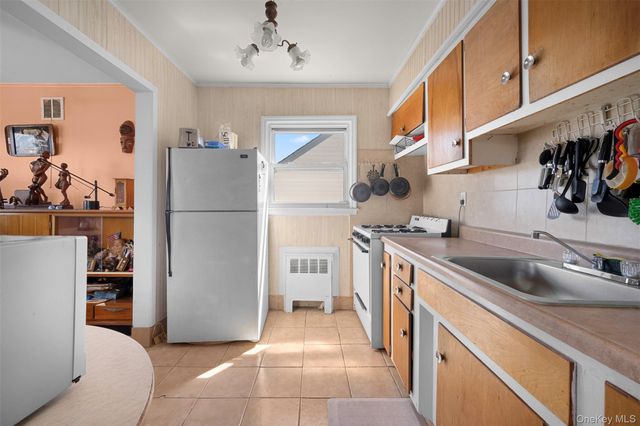 440 E Park Avenue, Long Beach, NY 11561