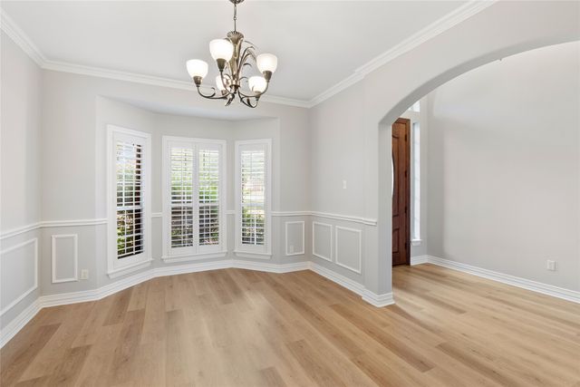 1301 Meadow Cove Court, Carrollton, TX 75007