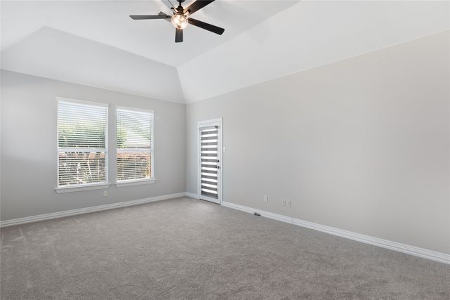 1301 Meadow Cove Court, Carrollton, TX 75007