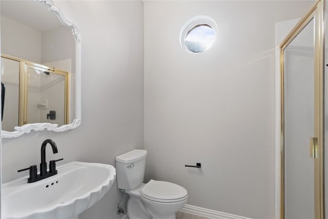 1301 Meadow Cove Court, Carrollton, TX 75007