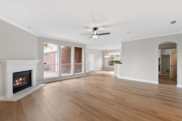 1301 Meadow Cove Court, Carrollton, TX 75007