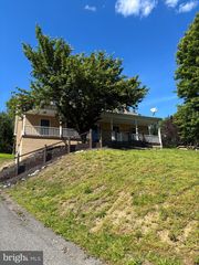 262 WINDOVER DR, Fort Ashby, WV 26719