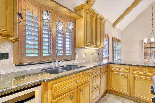1801 North Mount Mariah Road, Montgomery, TX 77356
