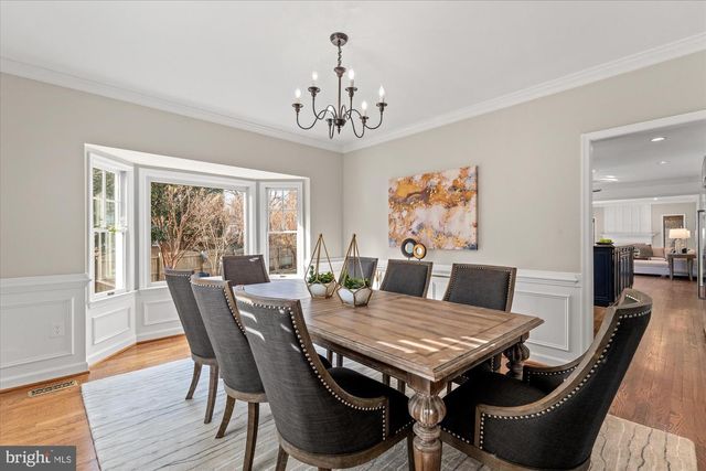 8812 SURREY CT, Alexandria, VA 22309