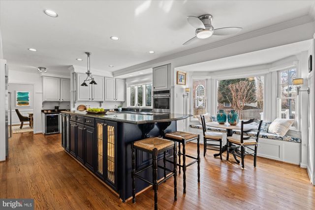 8812 SURREY CT, Alexandria, VA 22309