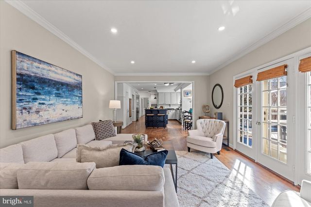 8812 SURREY CT, Alexandria, VA 22309