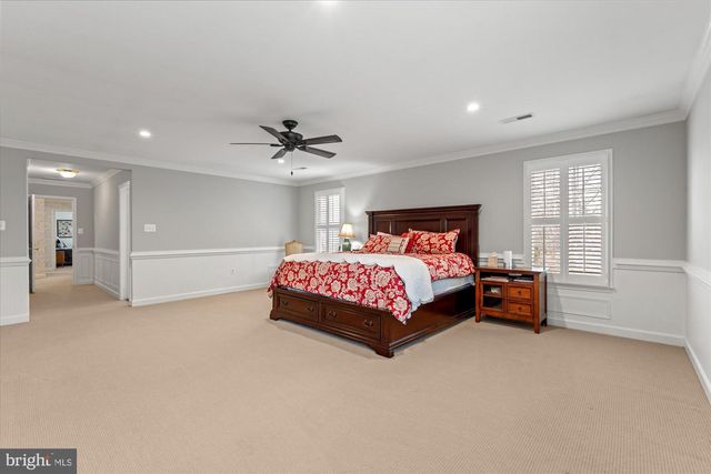 8812 SURREY CT, Alexandria, VA 22309