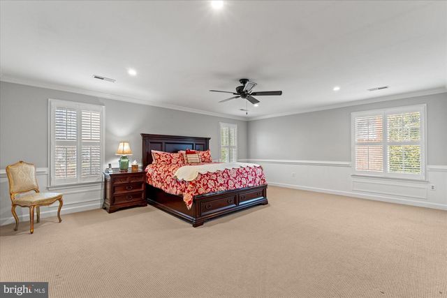 8812 SURREY CT, Alexandria, VA 22309