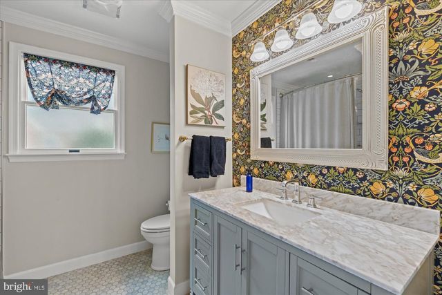 8812 SURREY CT, Alexandria, VA 22309