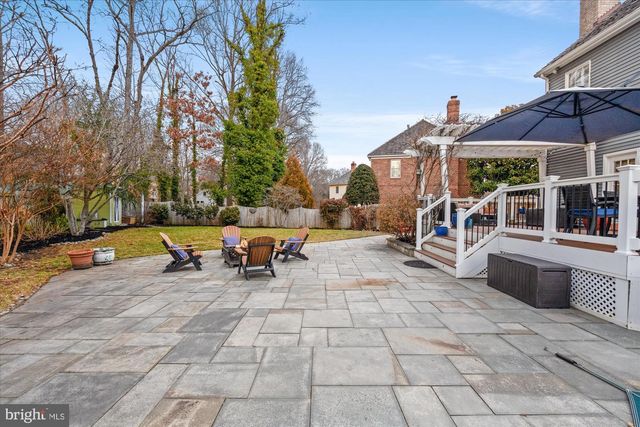 8812 SURREY CT, Alexandria, VA 22309