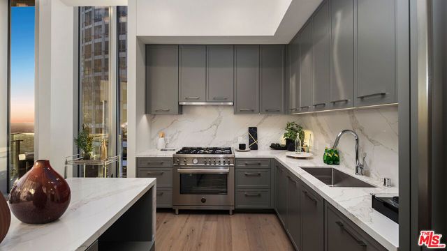 744 S Figueroa Street 3901, Los Angeles, CA 90017
