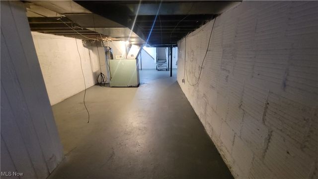 1312 Wooster Road W, Barberton, OH 44203