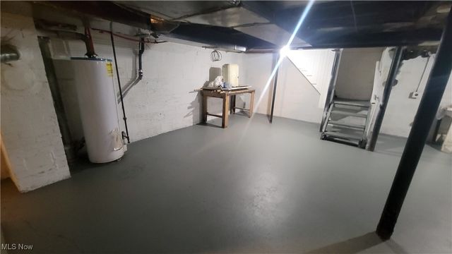 1312 Wooster Road W, Barberton, OH 44203