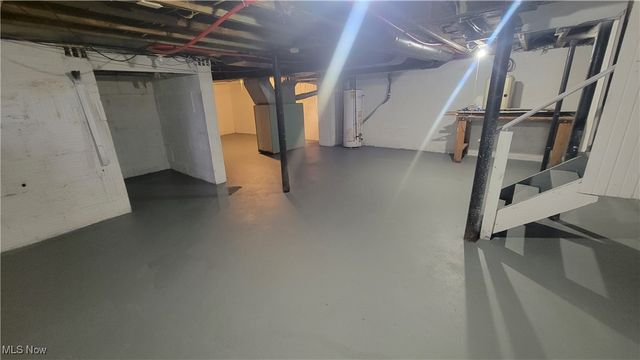 1312 Wooster Road W, Barberton, OH 44203