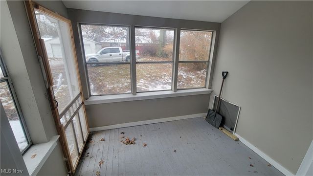 1312 Wooster Road W, Barberton, OH 44203