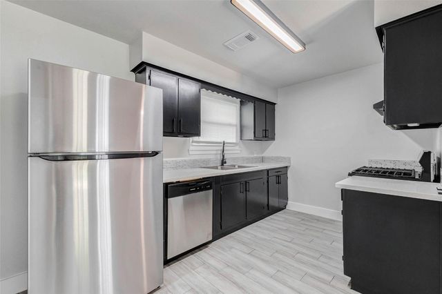 14810 Elmtex Drive, Houston, TX 77396