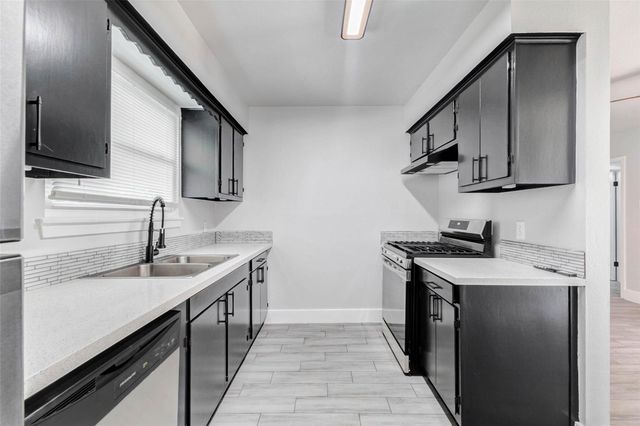 14810 Elmtex Drive, Houston, TX 77396