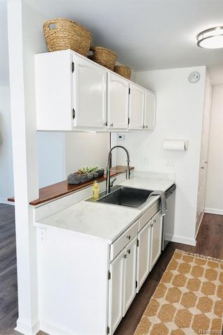 3201 Heatherstone Court, Lake Orion, MI 48360