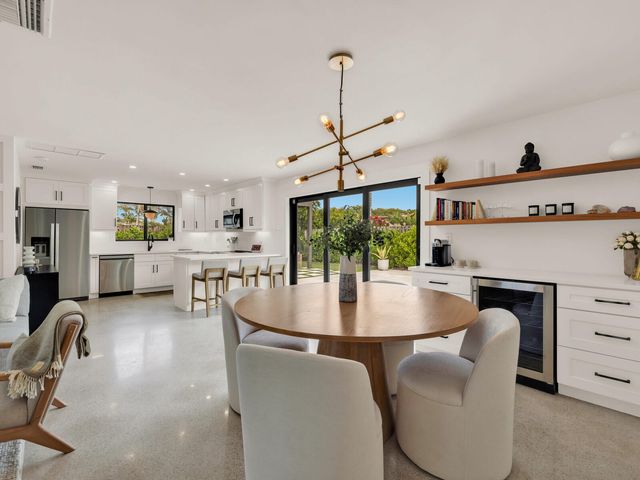 2751 NE 53rd Street, Lighthouse Point, FL 33064