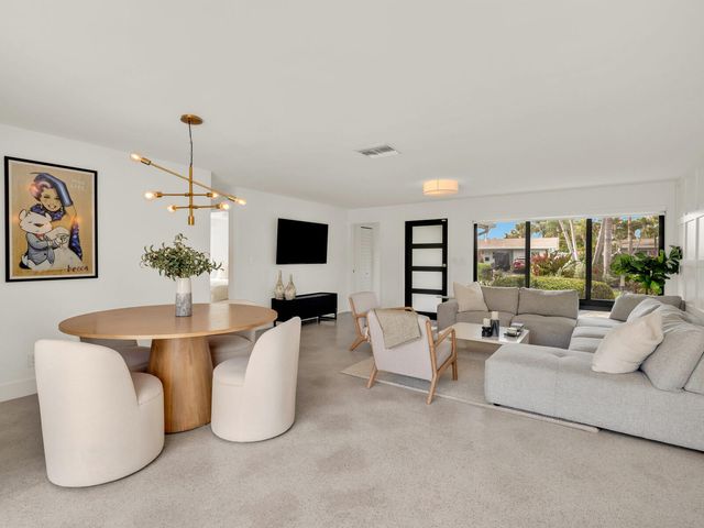 2751 NE 53rd Street, Lighthouse Point, FL 33064