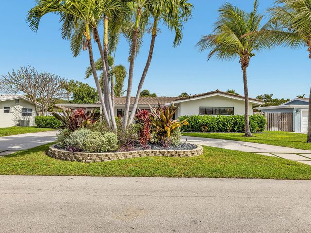2751 NE 53rd Street, Lighthouse Point, FL 33064
