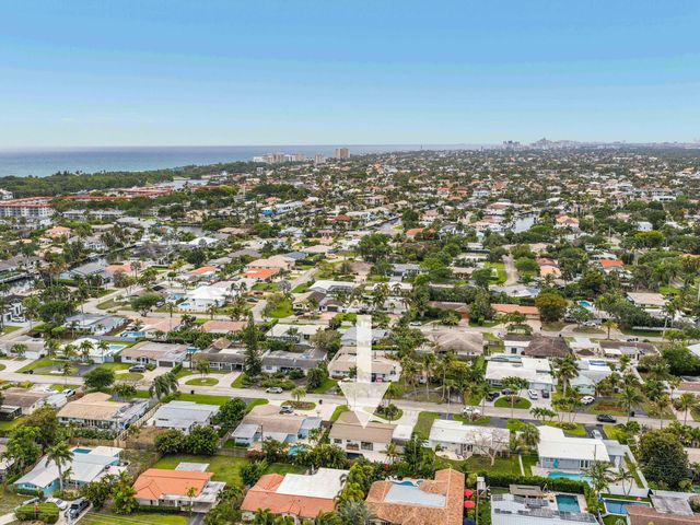 2751 NE 53rd Street, Lighthouse Point, FL 33064
