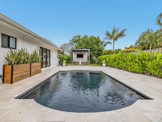 2751 NE 53rd Street, Lighthouse Point, FL 33064