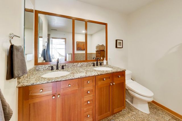 101 N Euclid Avenue 3, Oak Park, IL 60301