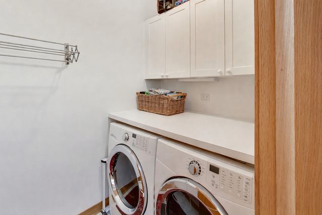 101 N Euclid Avenue 3, Oak Park, IL 60301