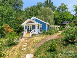 83 5th Avenue, Asheville, NC 28806