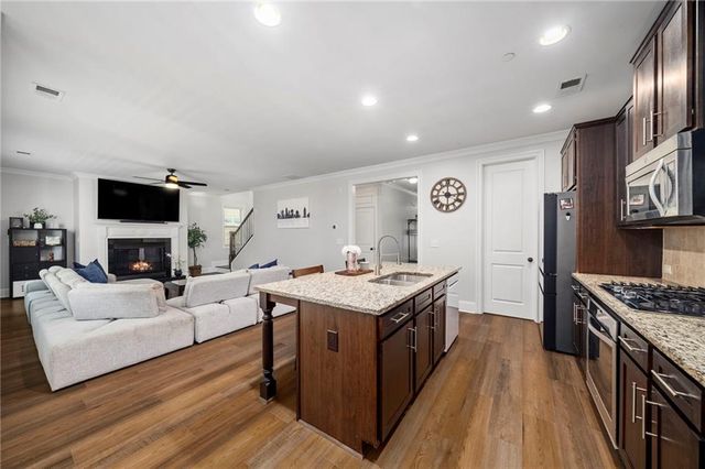 7805 Highland Bluff, Sandy Springs, GA 30328