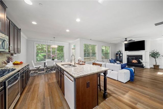 7805 Highland Bluff, Sandy Springs, GA 30328
