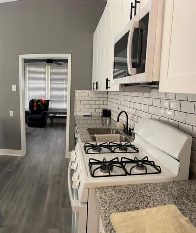 1233 Morris Street, Houston, TX 77009