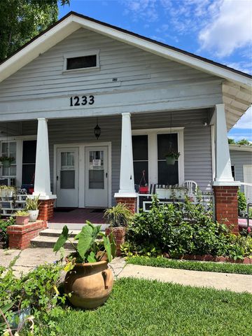 1233 Morris Street, Houston, TX 77009