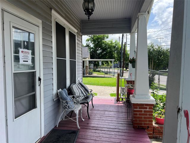 1233 Morris Street, Houston, TX 77009