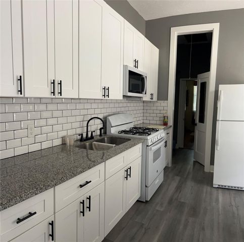 1233 Morris Street, Houston, TX 77009