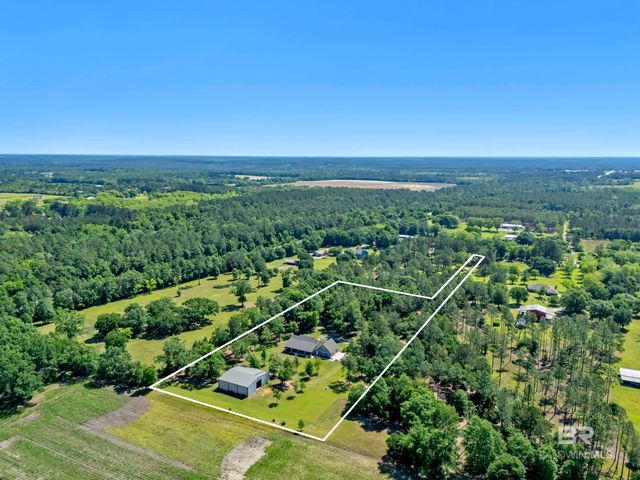 27951 Northcutt Lane, Robertsdale, AL 36567