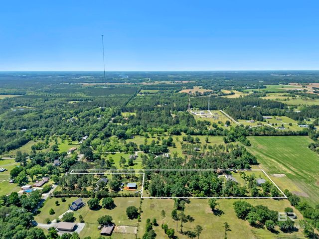 27951 Northcutt Lane, Robertsdale, AL 36567
