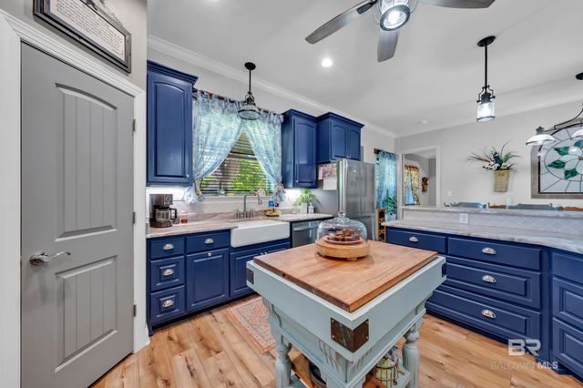 27951 Northcutt Lane, Robertsdale, AL 36567