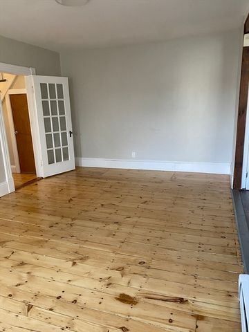 96 Midland St 1, Lowell, MA 01851