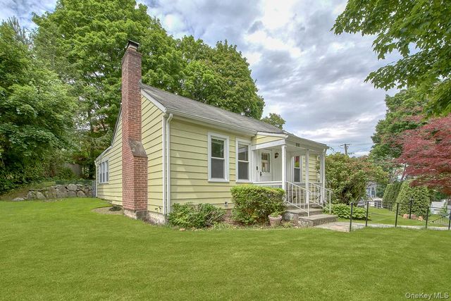 910 Linda Avenue, Thornwood, NY 10594