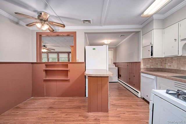 910 Linda Avenue, Thornwood, NY 10594