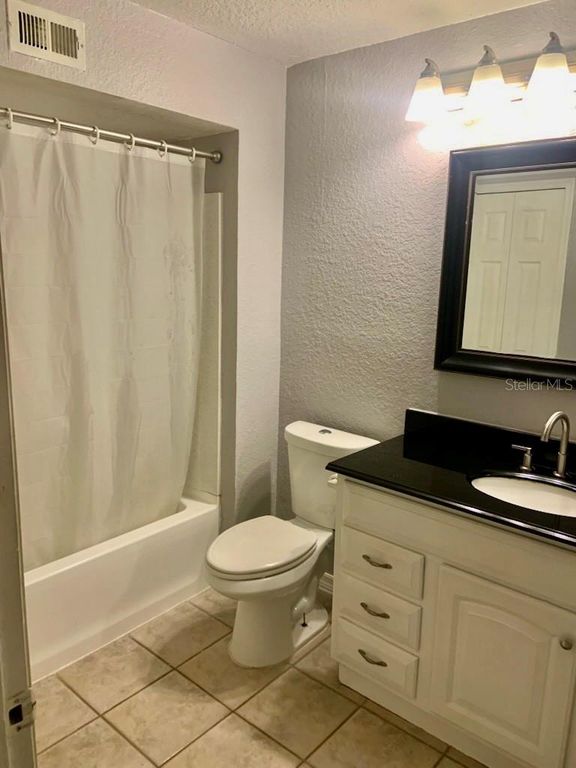 Image 12 of property listing at 8939 LATREC AVENUE 1307, Orlando, FL 32819