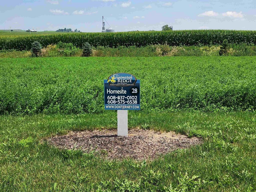 827 Capitol Drive, Dane, WI 53529