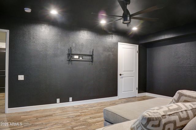 2016 E STATE Avenue, Phoenix, AZ 85020