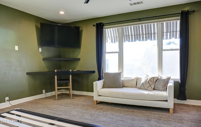 2016 E STATE Avenue, Phoenix, AZ 85020