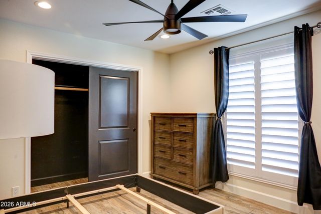 2016 E STATE Avenue, Phoenix, AZ 85020