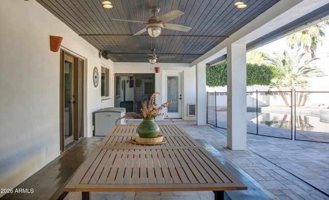 2016 E STATE Avenue, Phoenix, AZ 85020