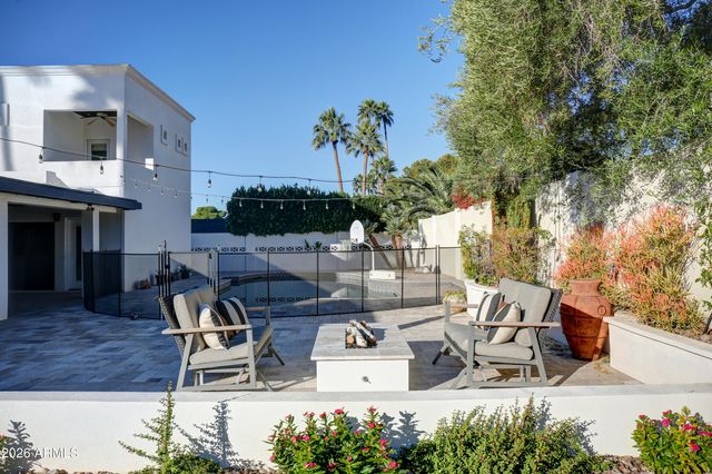 2016 E STATE Avenue, Phoenix, AZ 85020